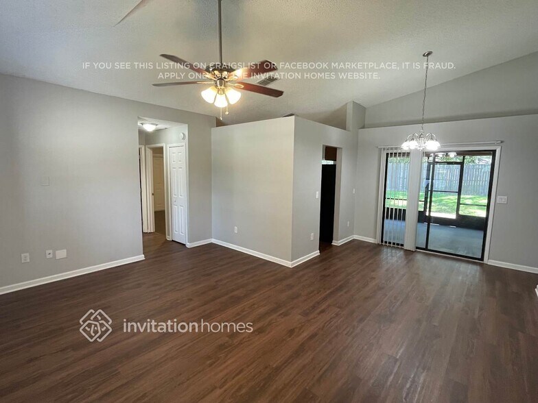 Building Photo - 775 Monroe Harbor Pl