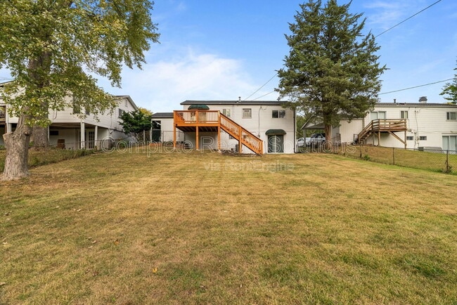 Building Photo - 12464 Glengate Dr