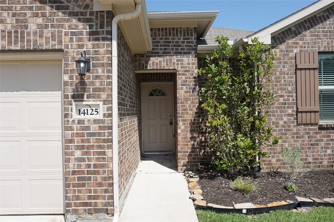 Building Photo - 14125 Harlequin Dr