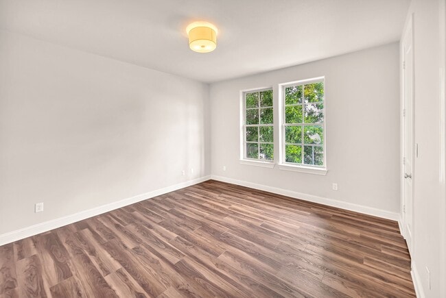 Building Photo - 9644 Knight Rd