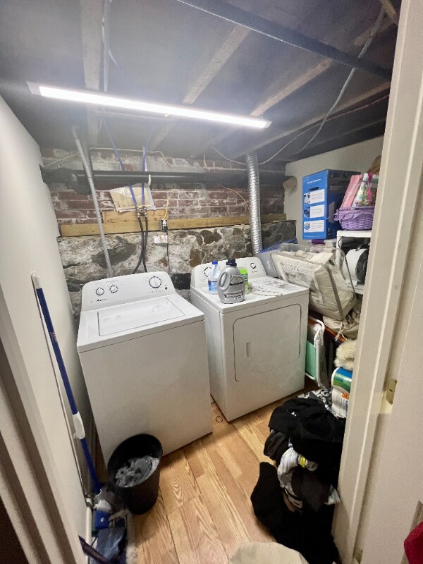 Building Photo - 30 Thorpe St