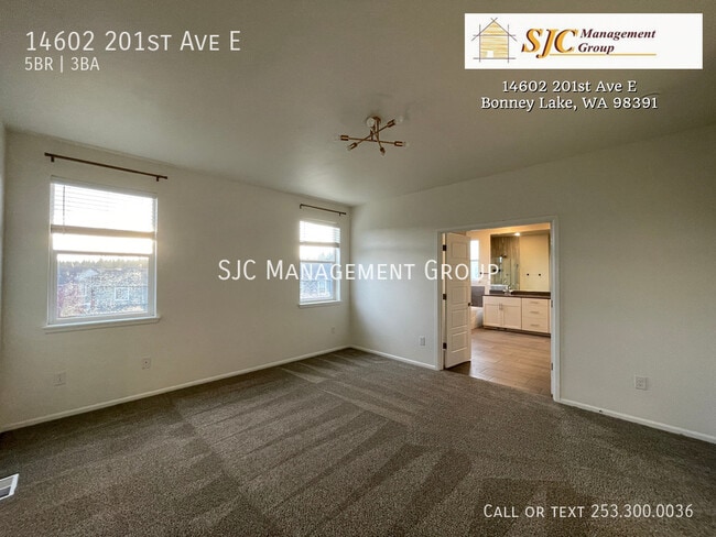 Building Photo - 14602 201st Ave E