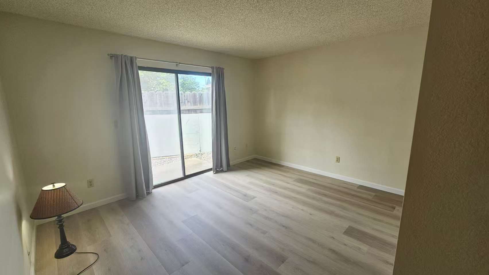 Building Photo - 814 Portugal Way