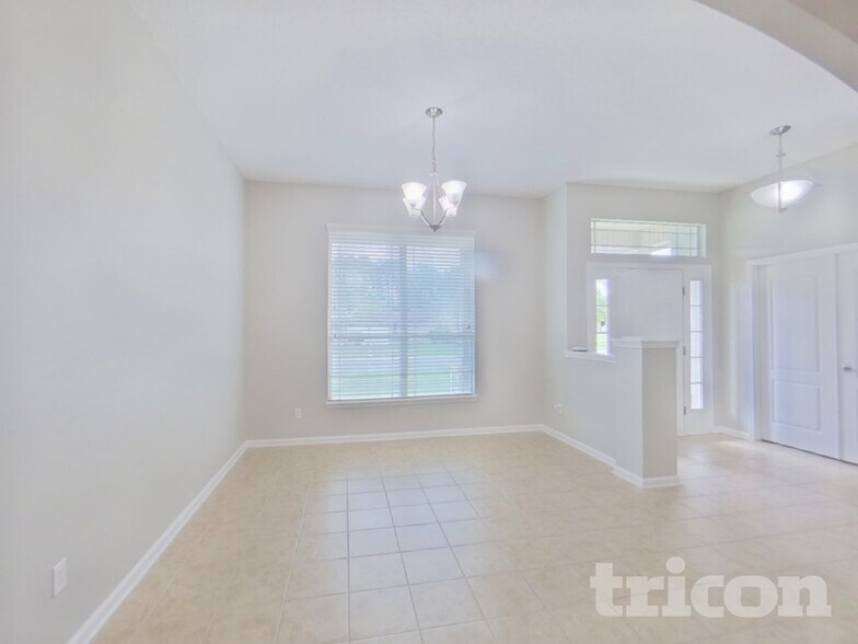 Building Photo - 86301 Fortune Dr