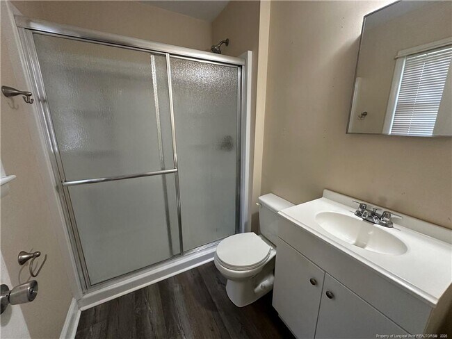 Building Photo - 1219 Chilton Dr