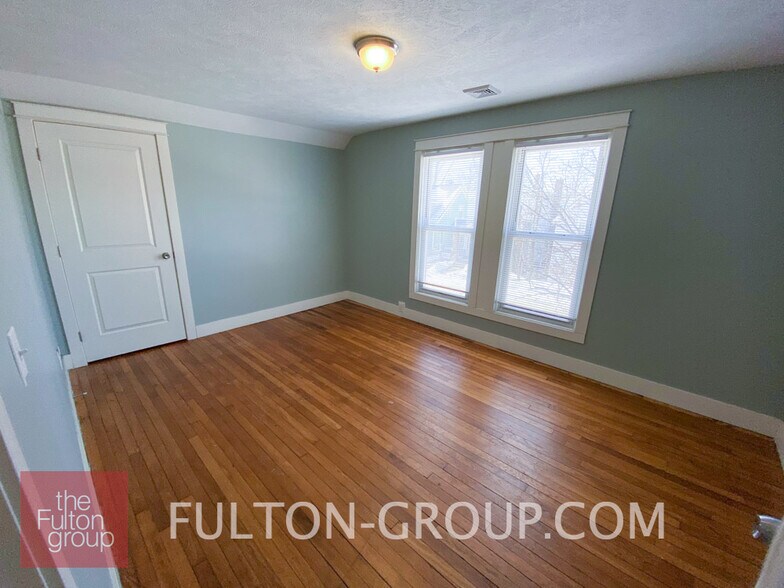 Building Photo - 36 Dwight Ave SE