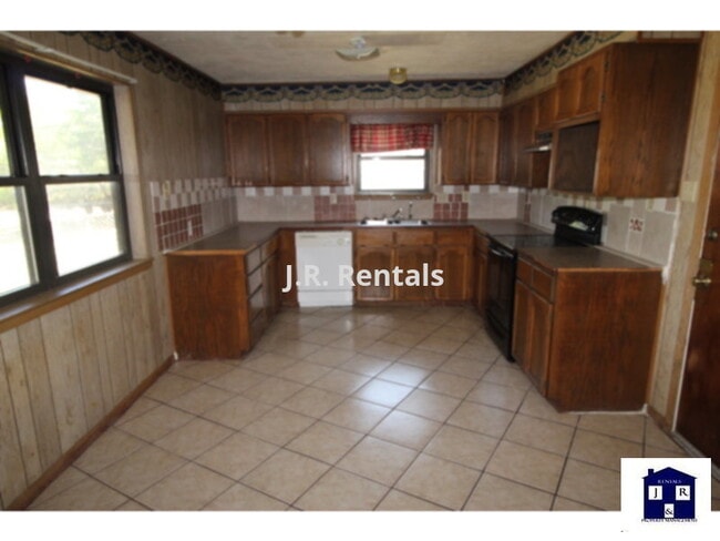 Building Photo - 403 Myra Lou Ave