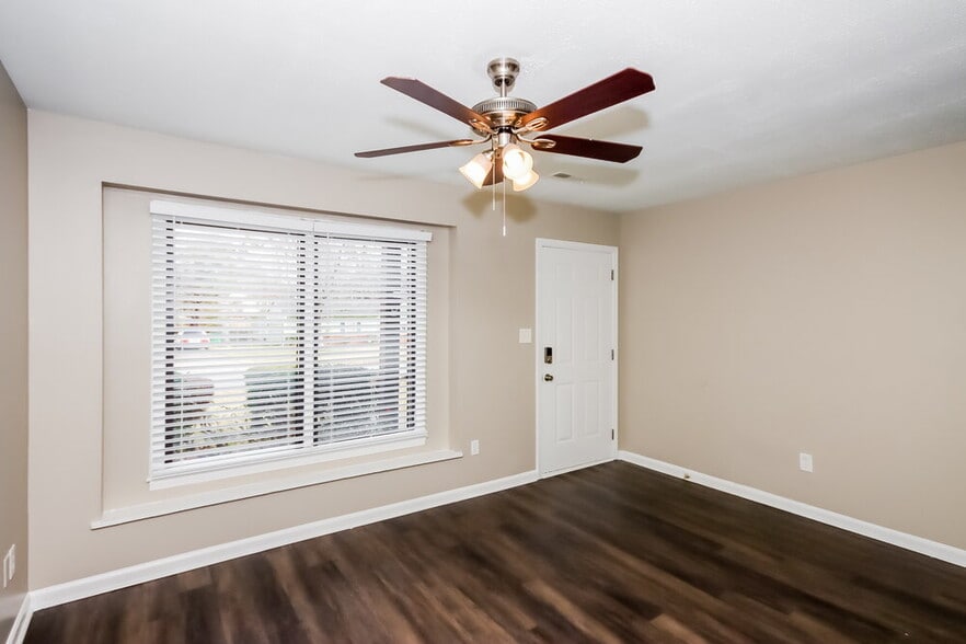 Building Photo - 3407 Pine Meadow Dr