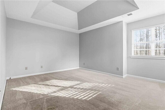 Building Photo - 1967 Abbey Province