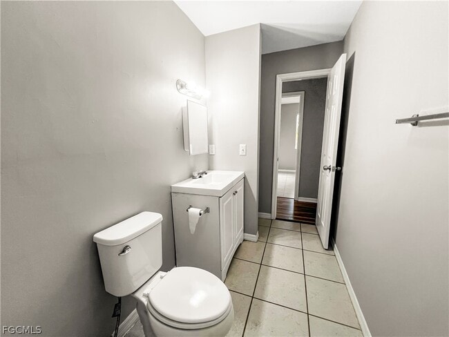 Building Photo - 849 Theodore Vail St E