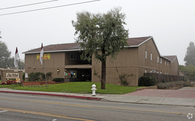 Building Photo - Sea Wind II Apartments