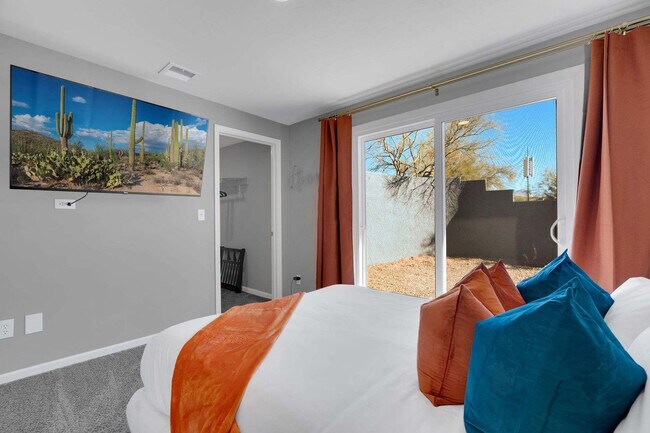 Building Photo - 6240 E River Rd