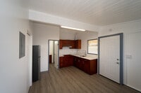 Building Photo - 1957 Hoohai St