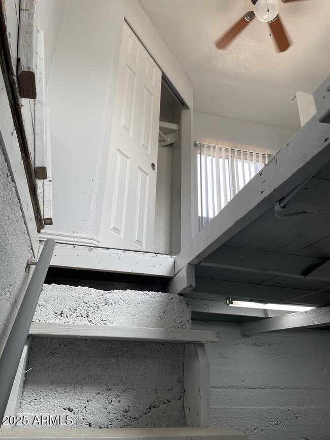 Building Photo - 737 S 2nd St