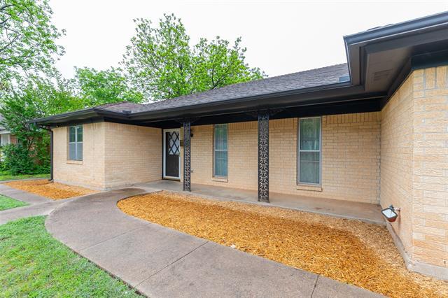 Building Photo - 3409 High Meadows Dr