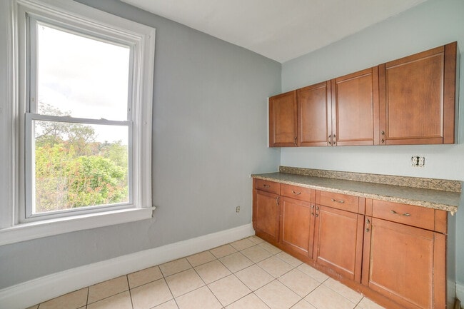 Building Photo - 5112 Towers Terrace