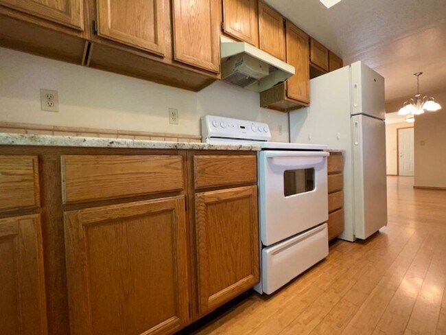 Building Photo - Beautiful Home in Boise!  *Special $300 OF...