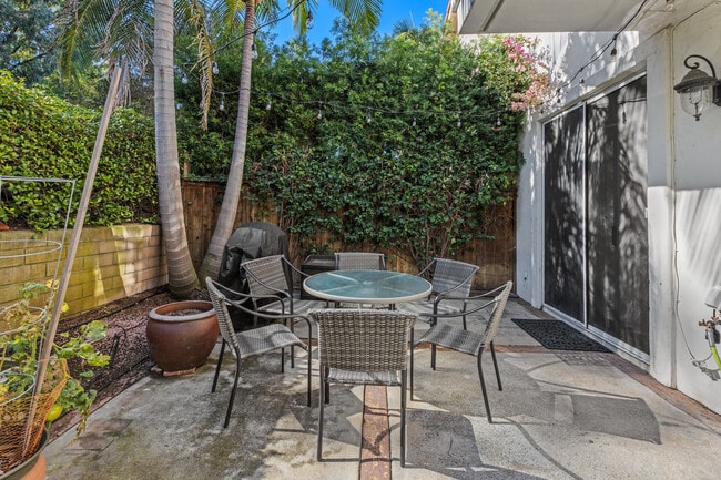 Building Photo - 16140 Av. Venusto