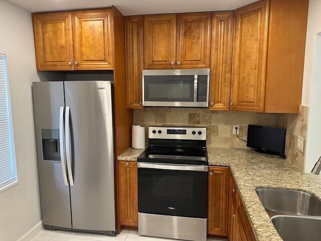 Building Photo - 7605 NW 5th Ct