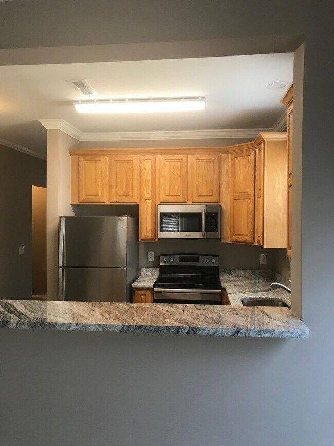 Building Photo - SHADY GROVES