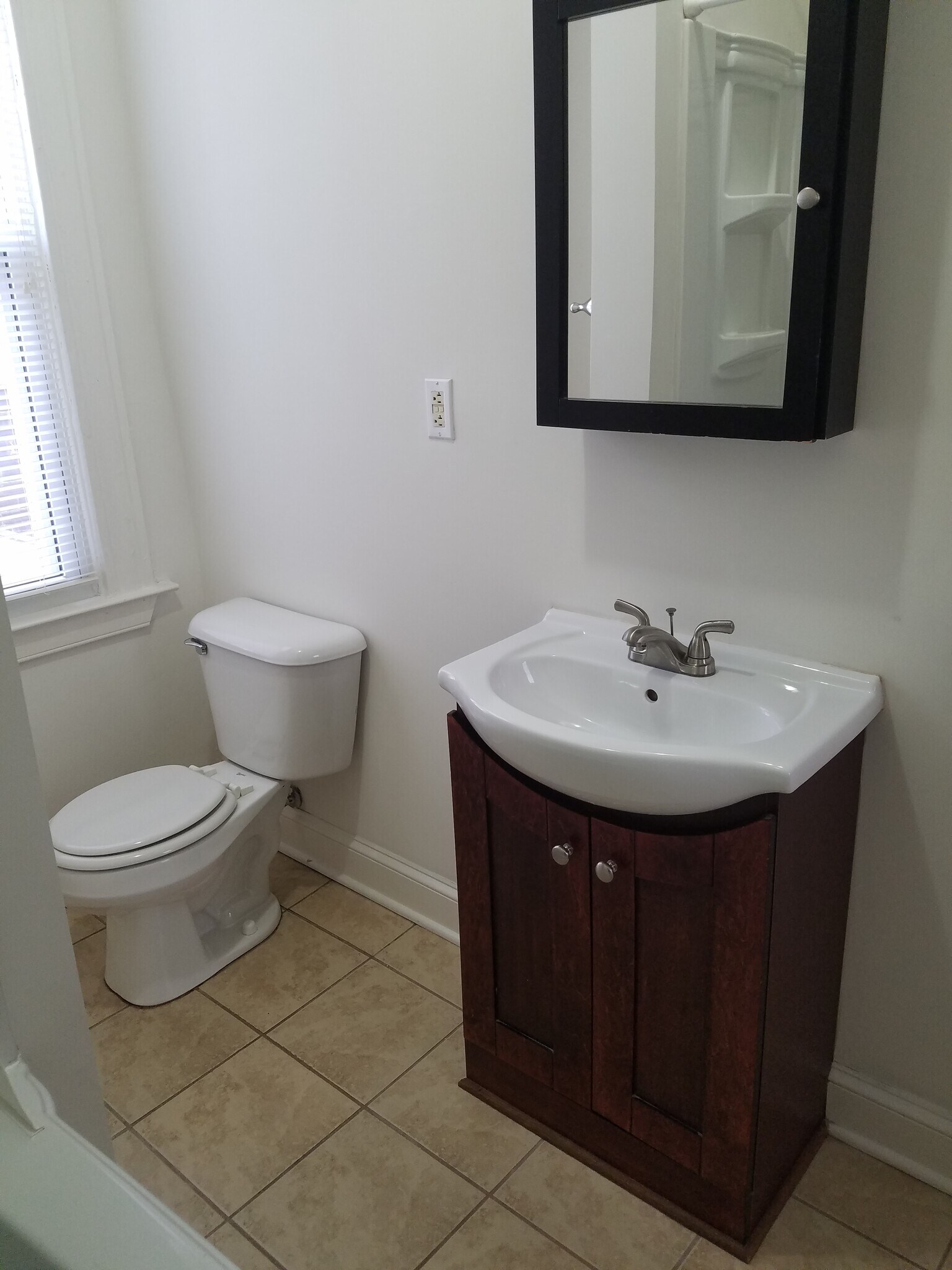 Building Photo - 416 N 32nd St