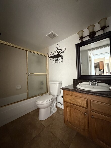 Building Photo - 16635 N Cave Creek Rd