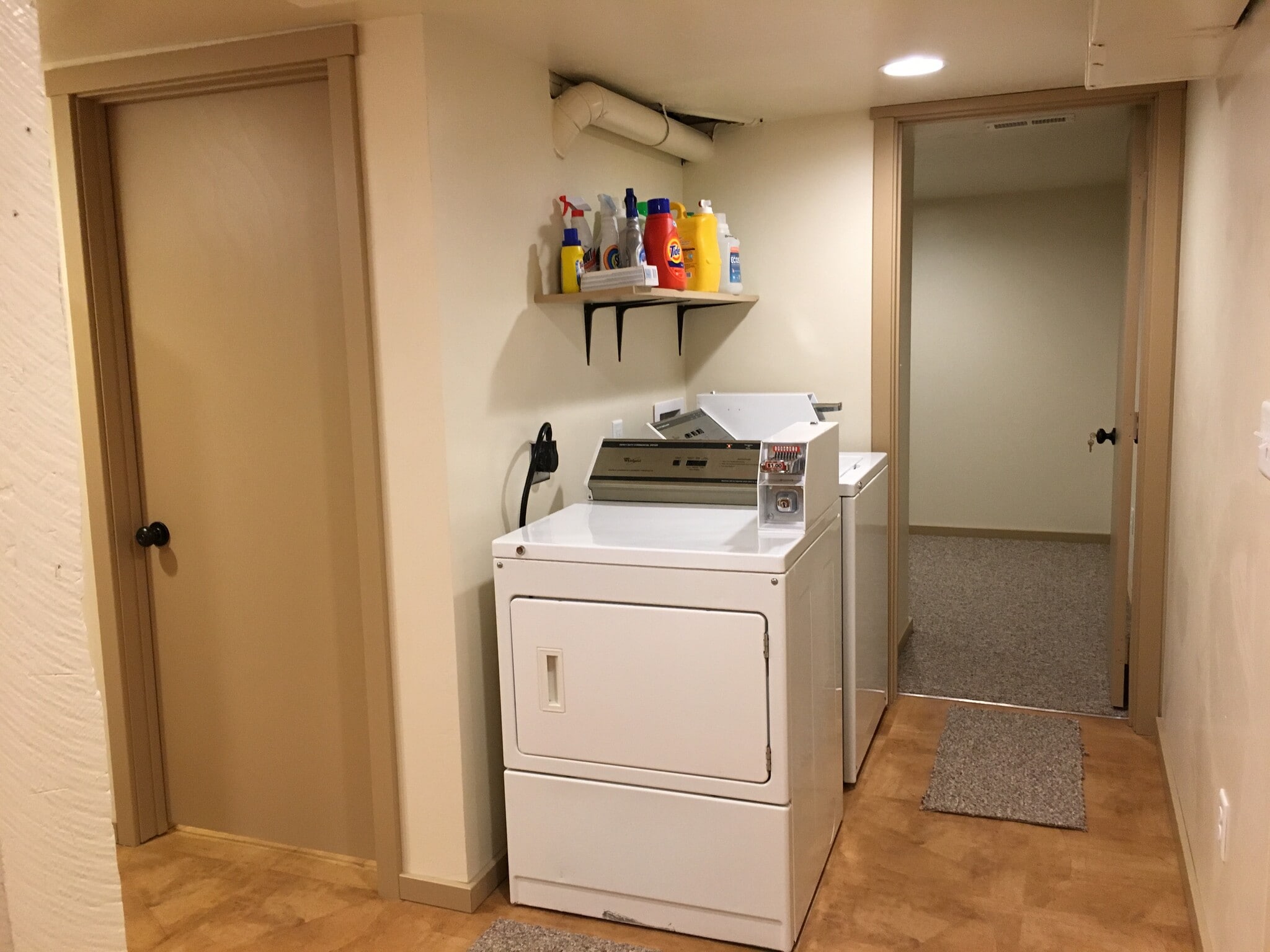 Building Photo - 323 Eddy Ave