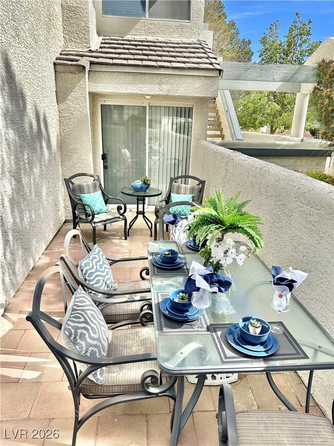 Building Photo - 2700 Lodestone Dr