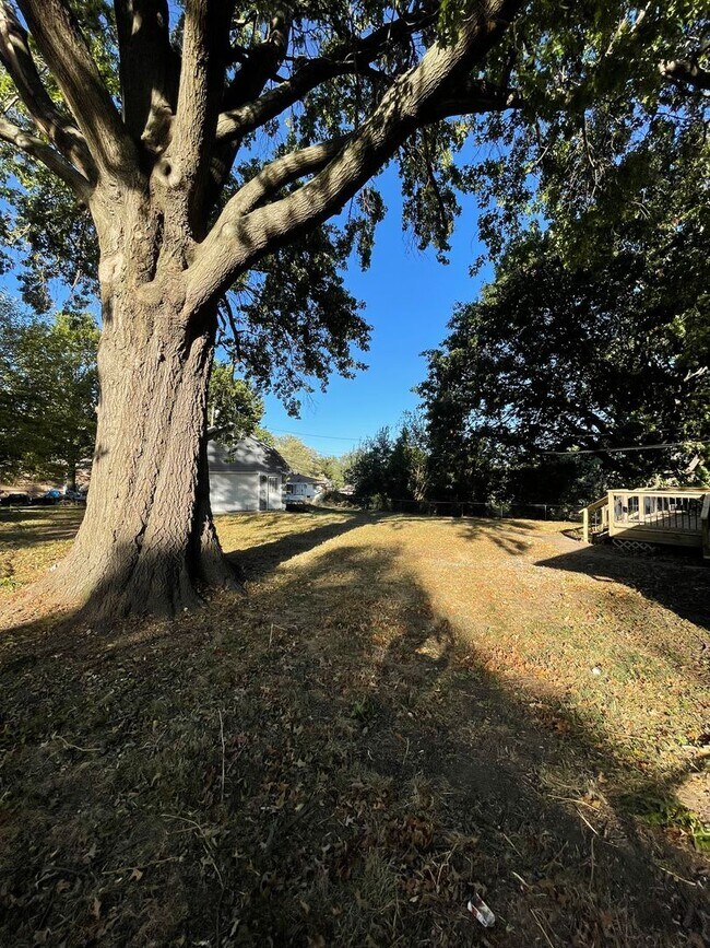 Building Photo - NEW ON THE MARKET– Charming 3bd/1ba Ranch ...