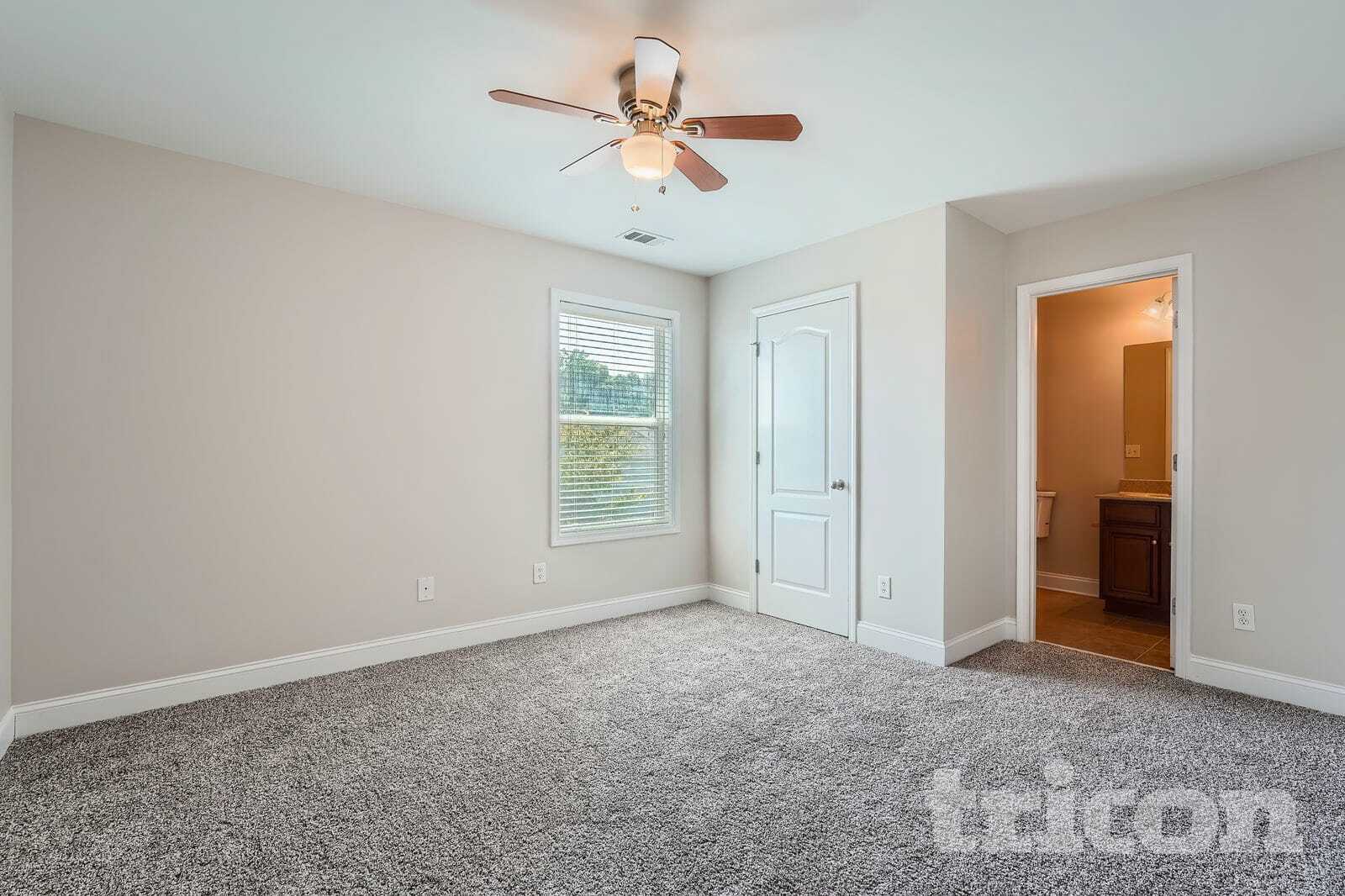 Building Photo - 7942 Hawks Nest Trail