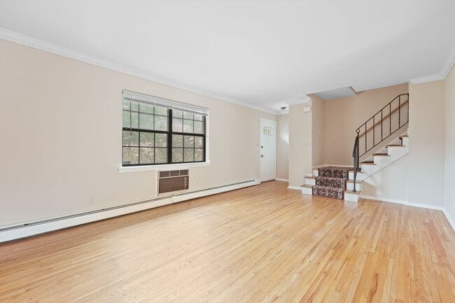 Building Photo - 768 Springfield Ave
