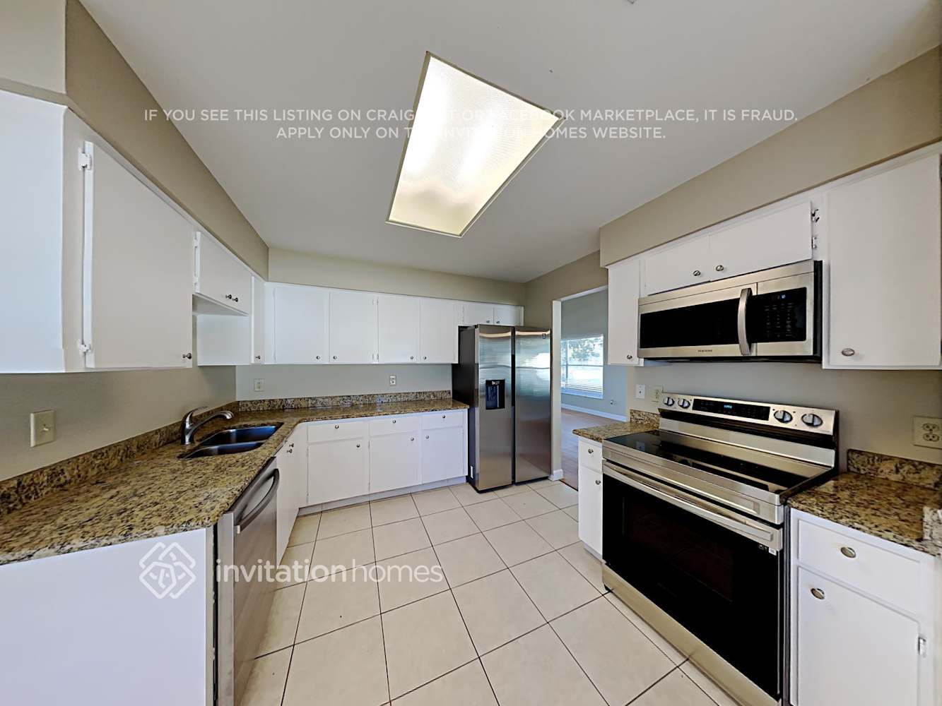 Building Photo - 12916 Longcrest Dr