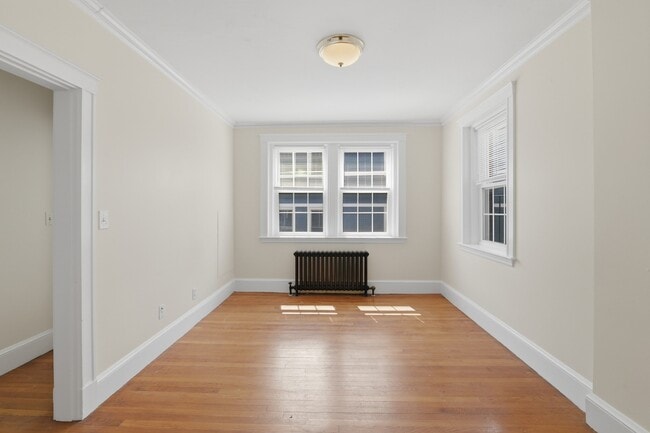 Building Photo - 17 Greenleaf St