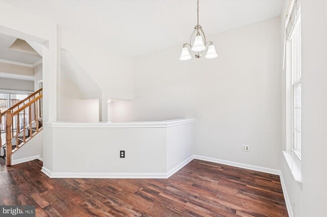 Building Photo - 3811 Eisenhower Ave