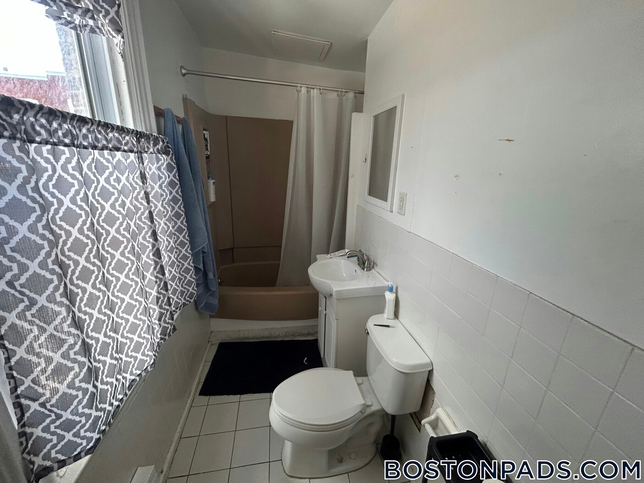 Building Photo - 6 Sewall St