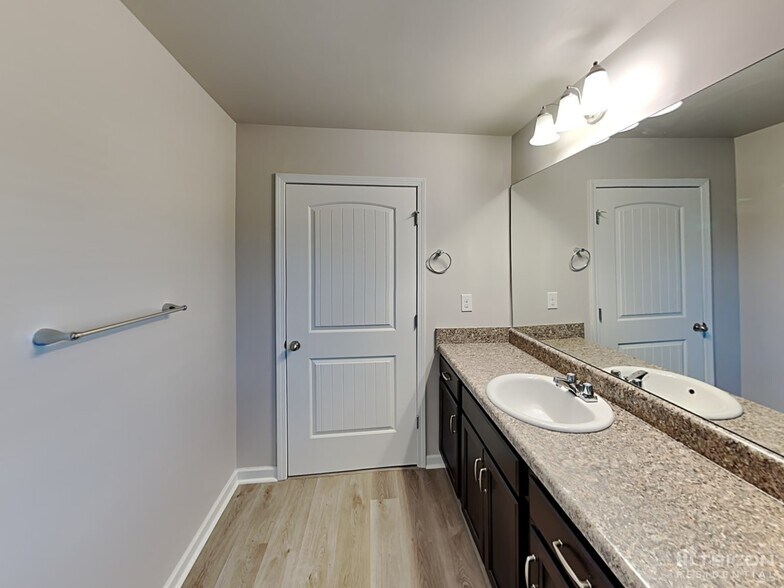 Building Photo - 37 Longleaf Cir
