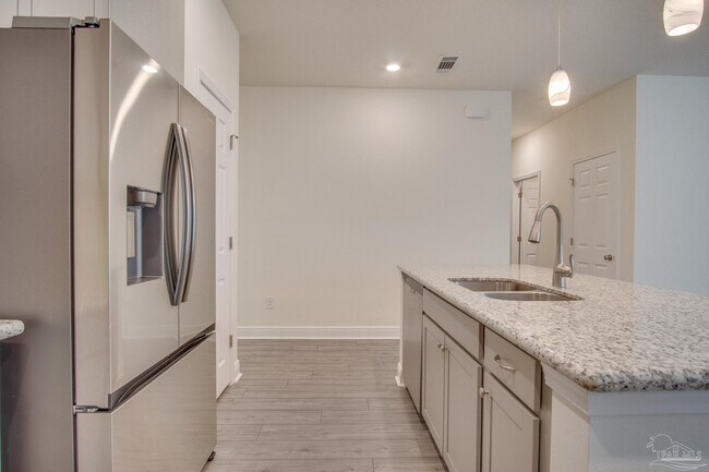 Building Photo - 4620 Sago Palm Cir
