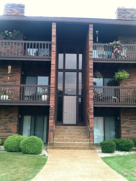 Building Photo - 2117 Porte Deleau Ct