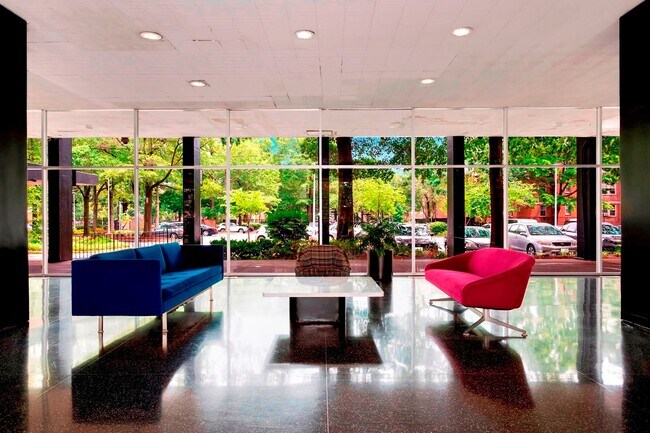 Building Photo - One month free rent with a lease start date on or before February 28th, 2026! 1 bedroom 1 bathroo...