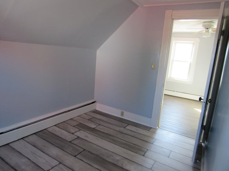 Building Photo - 117 Congress St