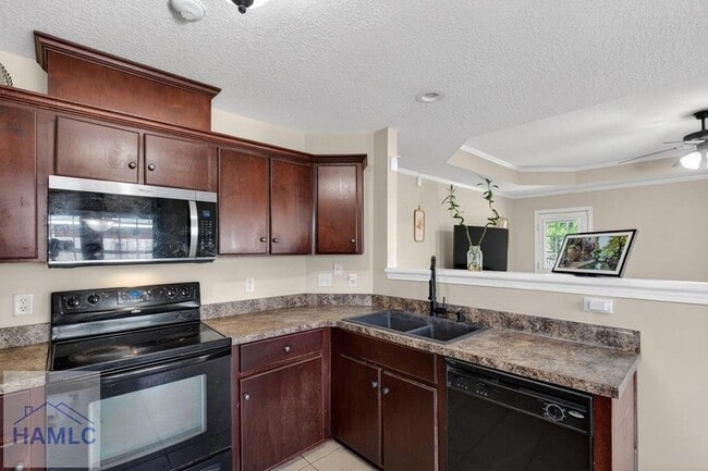 Building Photo - 31 Idus Ln