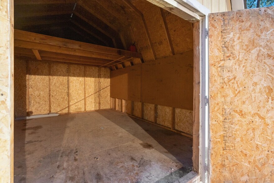 Building Photo - 502 Blanche Dr