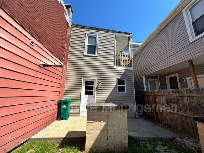 Building Photo - 334 Lehman St