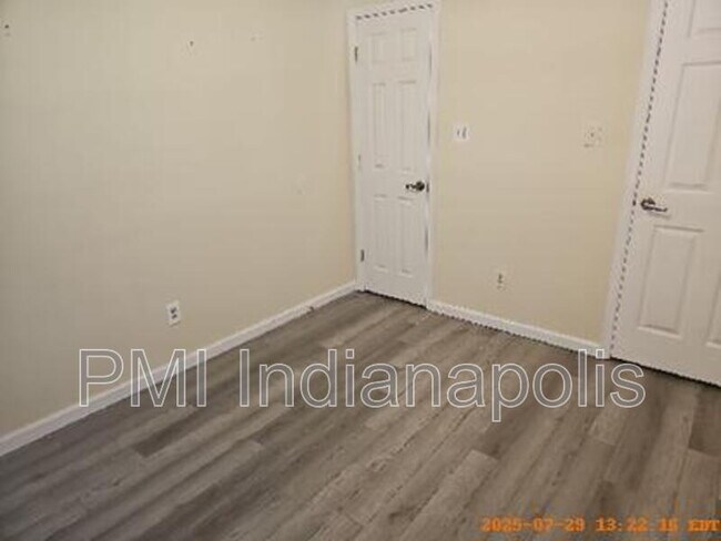 Building Photo - 13015 Wingstem Ct