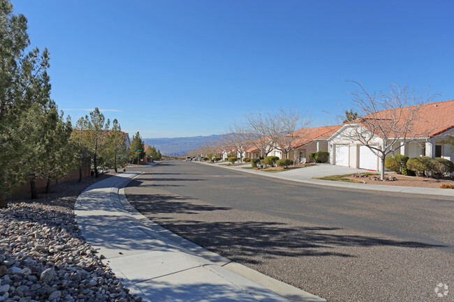 Katherine Heights Townhomes and Villas - Bullhead City, AZ | Apartment ...