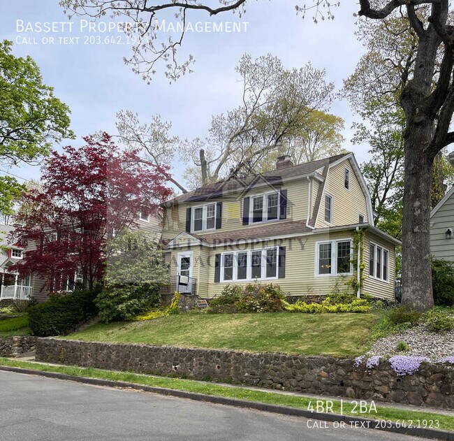Primary Photo - 79 Bayard Ave