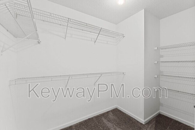 Building Photo - 3310 Wombles Ct