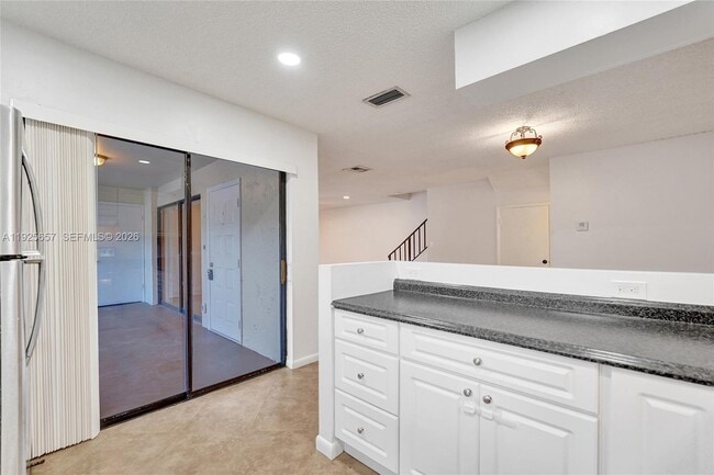 Building Photo - 9340 SW 61st Way