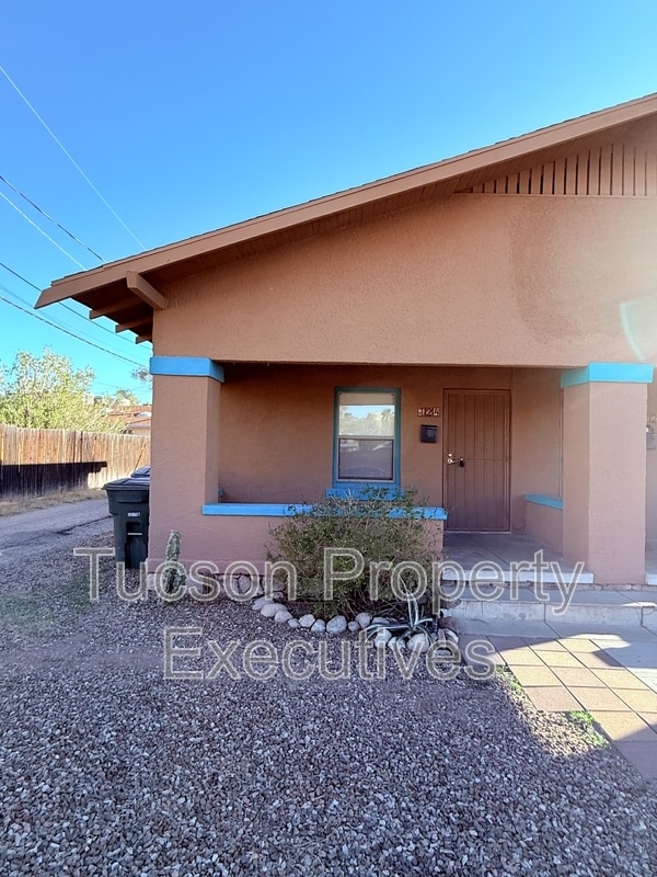 Building Photo - 724 E Drachman St