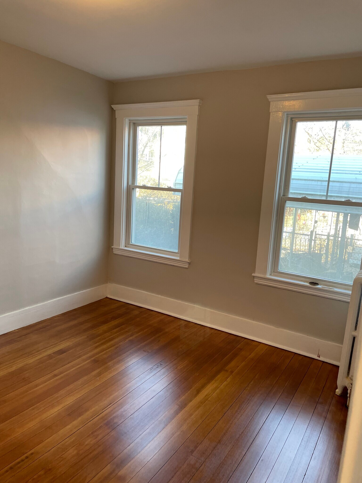 Building Photo - 105 Fox Hill Rd